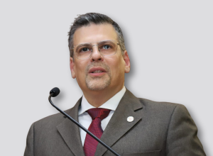 Jan Carlo Morais Oliveira Bertassoni Delorenzi