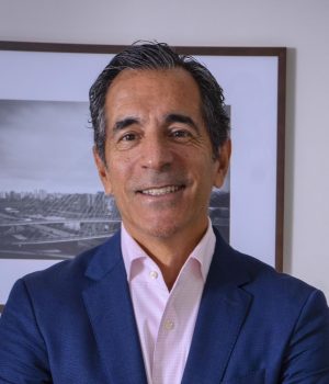 José Roberto Lazzarini Neves 